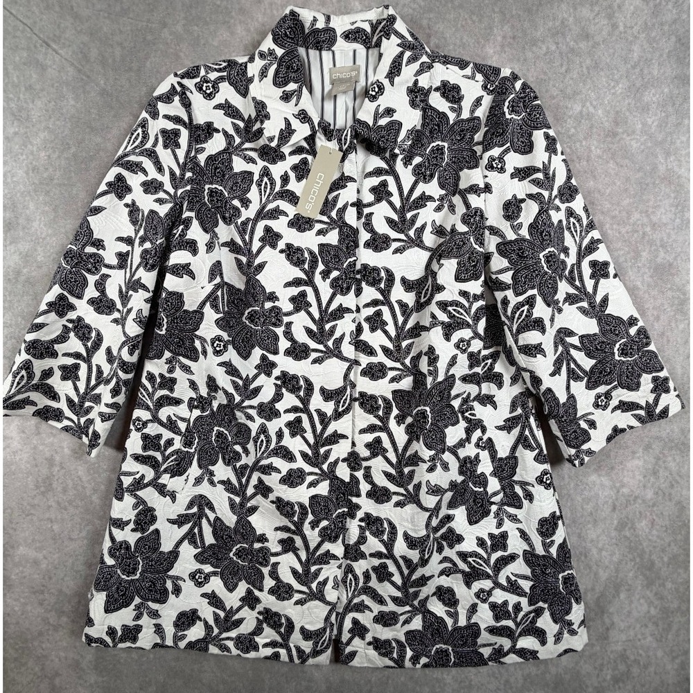 Chicos Womens Size 0P Jacket Cotton Black White Floral Pleat Back Topper NWT